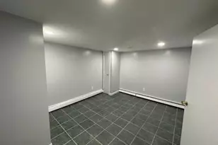 2 Vanderbilt Pkwy, Dix Hills, NY 11746 - Photo 34