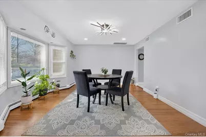 2 Vanderbilt Parkway, Dix Hills, NY 11746 - Photo 12