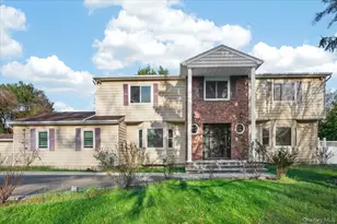 2 Vanderbilt Pkwy, Dix Hills, NY 11746 - Photo 2