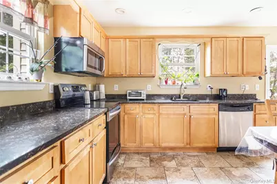 159 Main Avenue, Mastic, NY 11950 - Photo 6