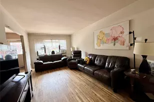 52-50 71st St, Maspeth, NY 11378 - Photo 4