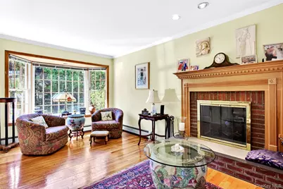 46 Mulberry Avenue, Garden City, NY 11530 - Photo 16