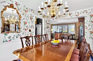 46 Mulberry Ave, Garden City, NY 11530 - Photo 12