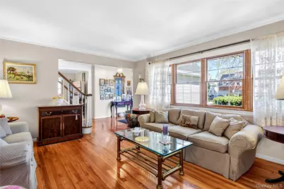 46 Mulberry Avenue, Garden City, NY 11530 - Photo 6