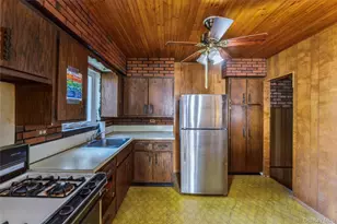 211 Norfeld Blvd, Elmont, NY 11003 - Photo 4