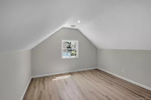 133 Lakeview Dr, Mastic Beach, NY 11951 - Photo 16