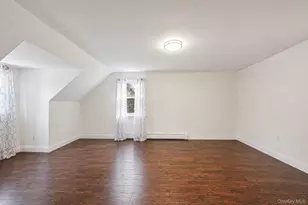 118 Foster Rd, Ronkonkoma, NY 11779 - Photo 24