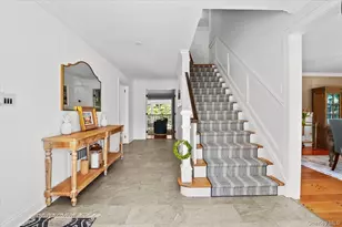 1 Horse Shoe Path, Lloyd Harbor, NY 11743 - Photo 2