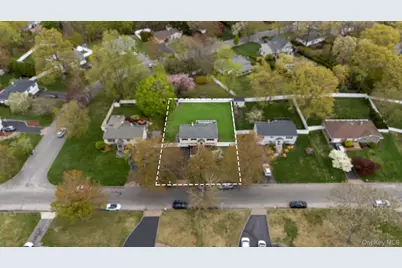 27 Pheasant Drive, Commack, NY 11725 - Photo 28