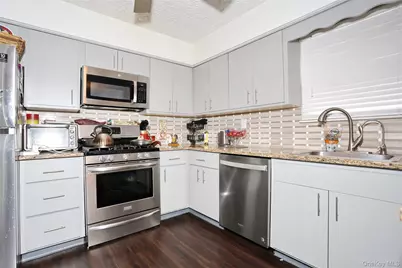 31 Lillian Street, Pomona, NY 10970 - Photo 12