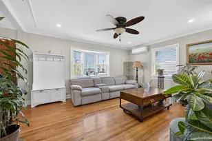 938 Van Buren Ave, Franklin Square, NY 11010 - Photo 6