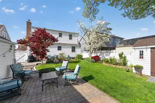 938 Van Buren Ave, Franklin Square, NY 11010 - Photo 34