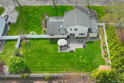 7 Gaston Street, Melville, NY 11747 - Photo 36