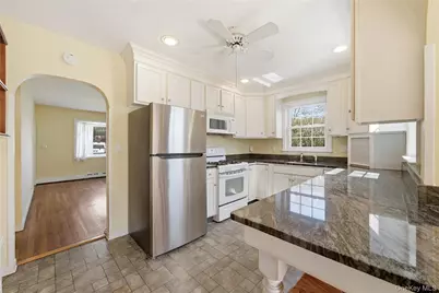 6 Central Avenue, Amityville, NY 11701 - Photo 28
