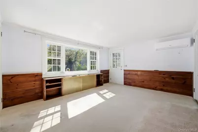 6 Central Avenue, Amityville, NY 11701 - Photo 20
