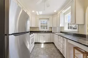 6 Central Ave, Amityville, NY 11701 - Photo 30