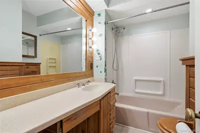 6 Central Avenue, Amityville, NY 11701 - Photo 40