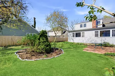 6 Central Avenue, Amityville, NY 11701 - Photo 46