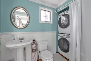 5 Lloyd Ave, Lynbrook, NY 11563 - Photo 14