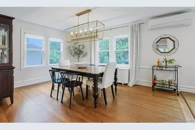 541 Second Avenue, Pelham, NY 10803 - Photo 12