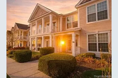 612 Saratoga Lane, Fishkill, NY 12524 - Photo 2