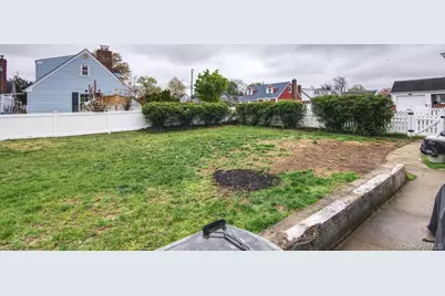 37 Sheridan Street, Valley Stream, NY 11580 - Photo 20