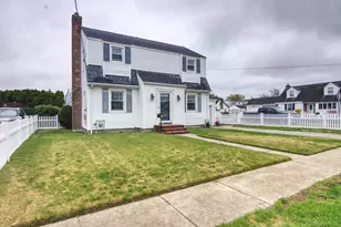 37 Sheridan St, Valley Stream, NY 11580 - Photo 2