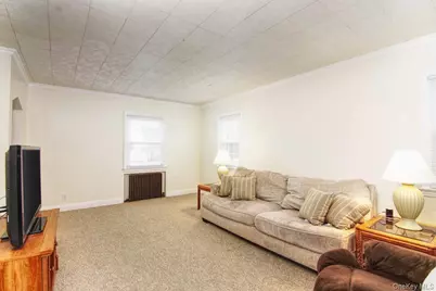 37 Sheridan Street, Valley Stream, NY 11580 - Photo 10
