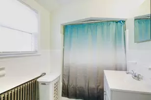 37 Sheridan St, Valley Stream, NY 11580 - Photo 16