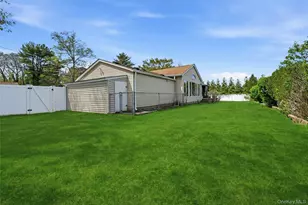 27 Halsey St, Islandia, NY 11749 - Photo 36