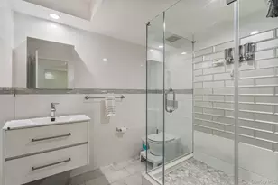 2 Bay Club Dr, Bayside, NY 11360 - Photo 16