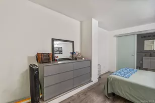 2 Bay Club Dr, Bayside, NY 11360 - Photo 12