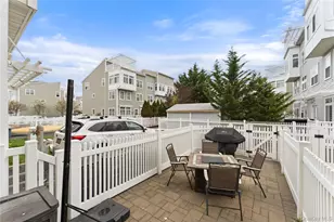 1-36 Meridian Blvd, Arverne, NY 11692 - Photo 4
