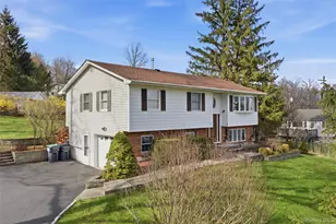 4 West End Dr, Highland Mills, NY 10930 - Photo 2