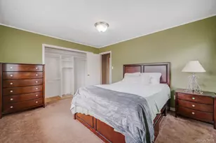 3 Layton Ave, Hicksville, NY 11801 - Photo 14