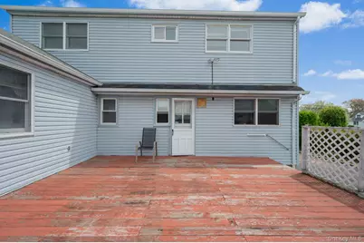 3 Layton Avenue, Hicksville, NY 11801 - Photo 28