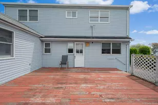 3 Layton Ave, Hicksville, NY 11801 - Photo 28