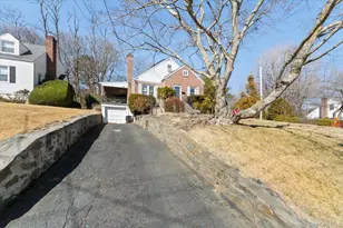 10 Taft Ln, Ardsley, NY 10502 - Photo 2