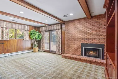 18 Herkimer Avenue, Jericho, NY 11753 - Photo 6