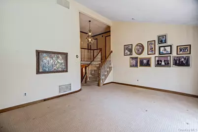 18 Herkimer Avenue, Jericho, NY 11753 - Photo 20