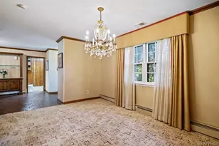 18 Herkimer Ave, Jericho, NY 11753 - Photo 10