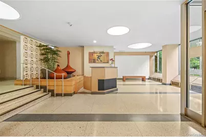 138-10 Franklin Avenue #5E, Flushing, NY 11355 - Photo 4