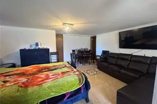 12 Hilton Ct, Hicksville, NY 11801 - Photo 20