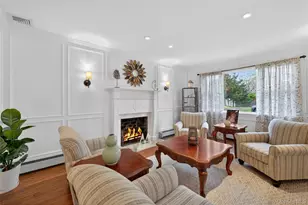 112 Dorchester Rd, Ronkonkoma, NY 11779 - Photo 4