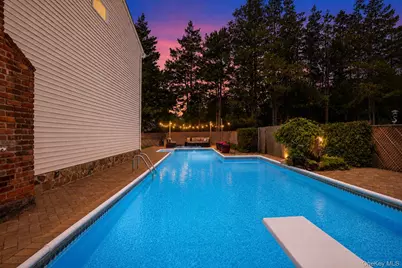 112 Dorchester Road, Ronkonkoma, NY 11779 - Photo 30