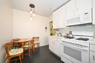 75-64 180th St, Fresh Meadows, NY 11366 - Photo 4