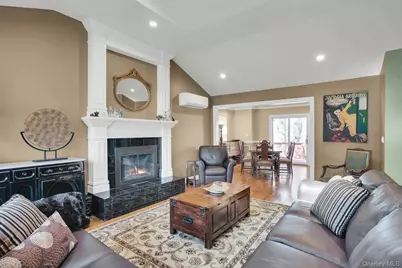 21 Ground Pine Court, Dix Hills, NY 11746 - Photo 8