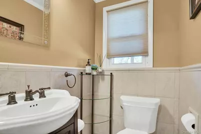 21 Ground Pine Court, Dix Hills, NY 11746 - Photo 36