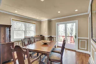 21 Ground Pine Ct, Dix Hills, NY 11746 - Photo 12