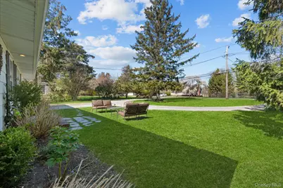 84 Evergreen Avenue, East Moriches, NY 11940 - Photo 18